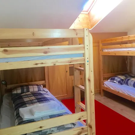 Large Spacious Apartment, 50m To The Lift! 公寓 玛丽亚埃姆安斯泰内嫩米尔