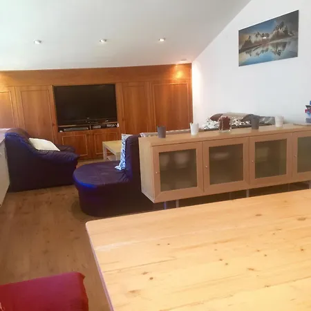 公寓 Large Spacious Apartment, 50m To The Lift! 玛丽亚埃姆安斯泰内嫩米尔